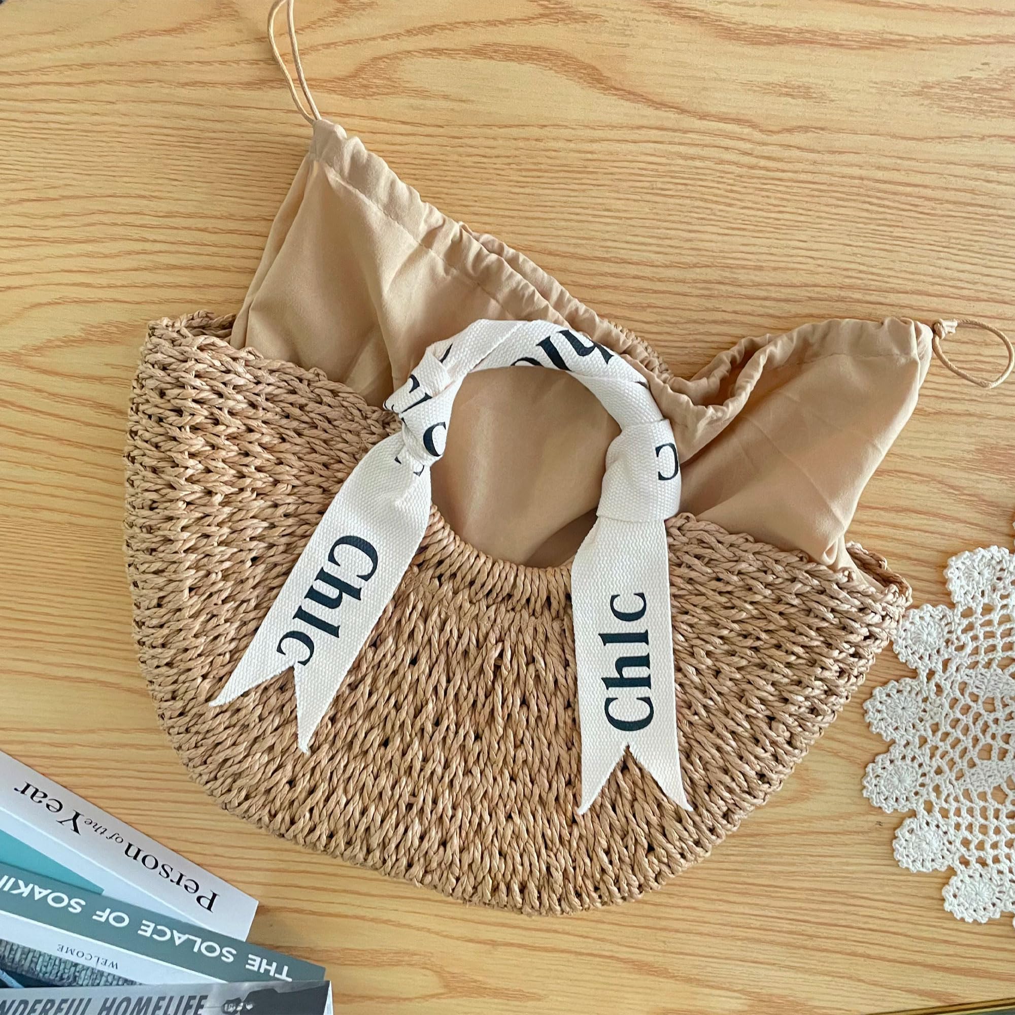 Eiyye women's off-white woven straw beach bag, stylish shoulder handbag perfect for summer outings.